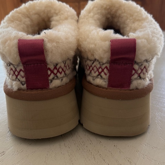 UGG Tazz Slipper Heritage Braid Cream size 6 like new $150 - Picture 5 of 7